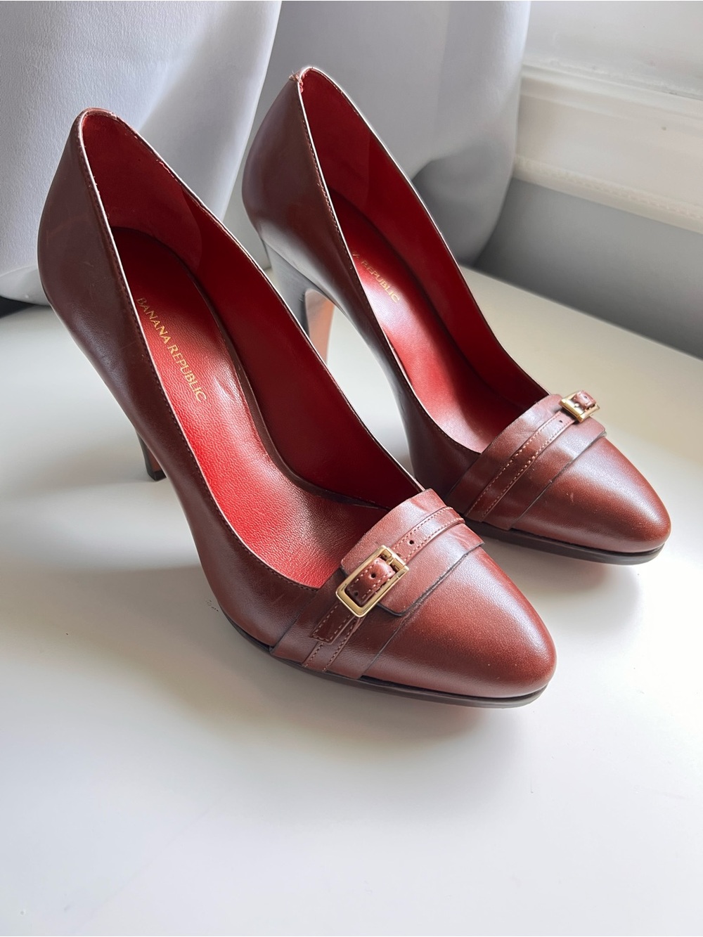 Banana Republic Red Samantha Up Pumps